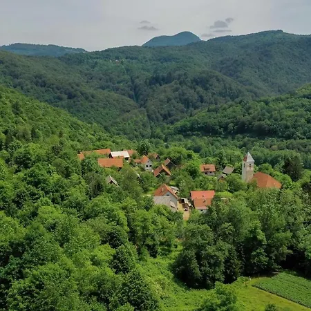 Charming House In Velika Lesnica *